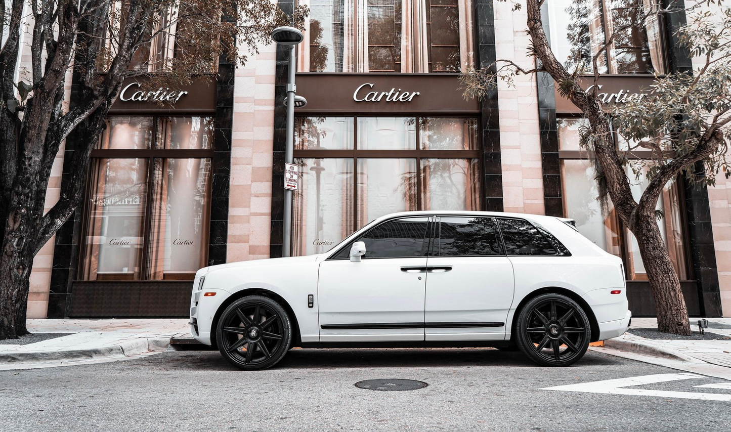 Rolls-Royce Cullinan Rental
