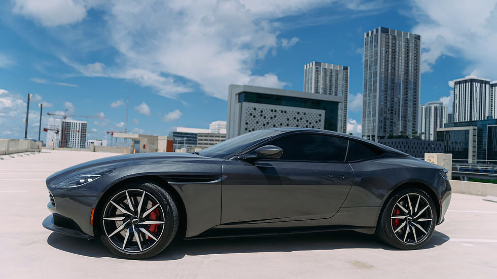 Aston Martin DB11