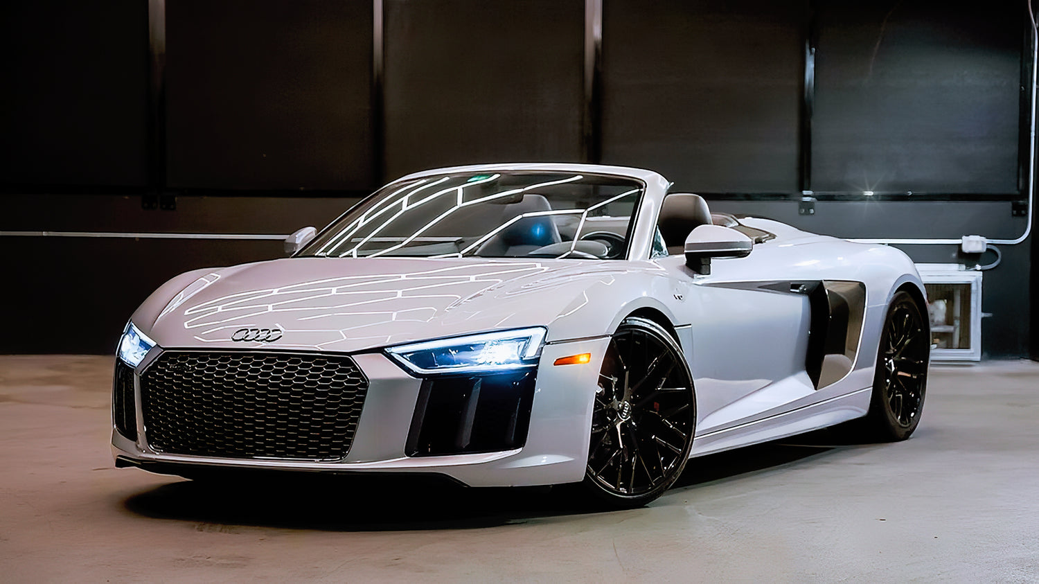 Luxury Supercar Audi