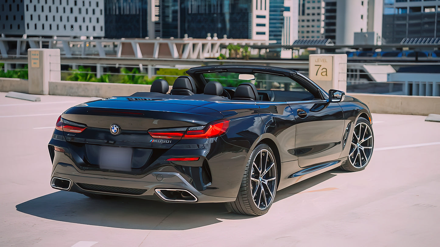 BMW 8 Series M850i