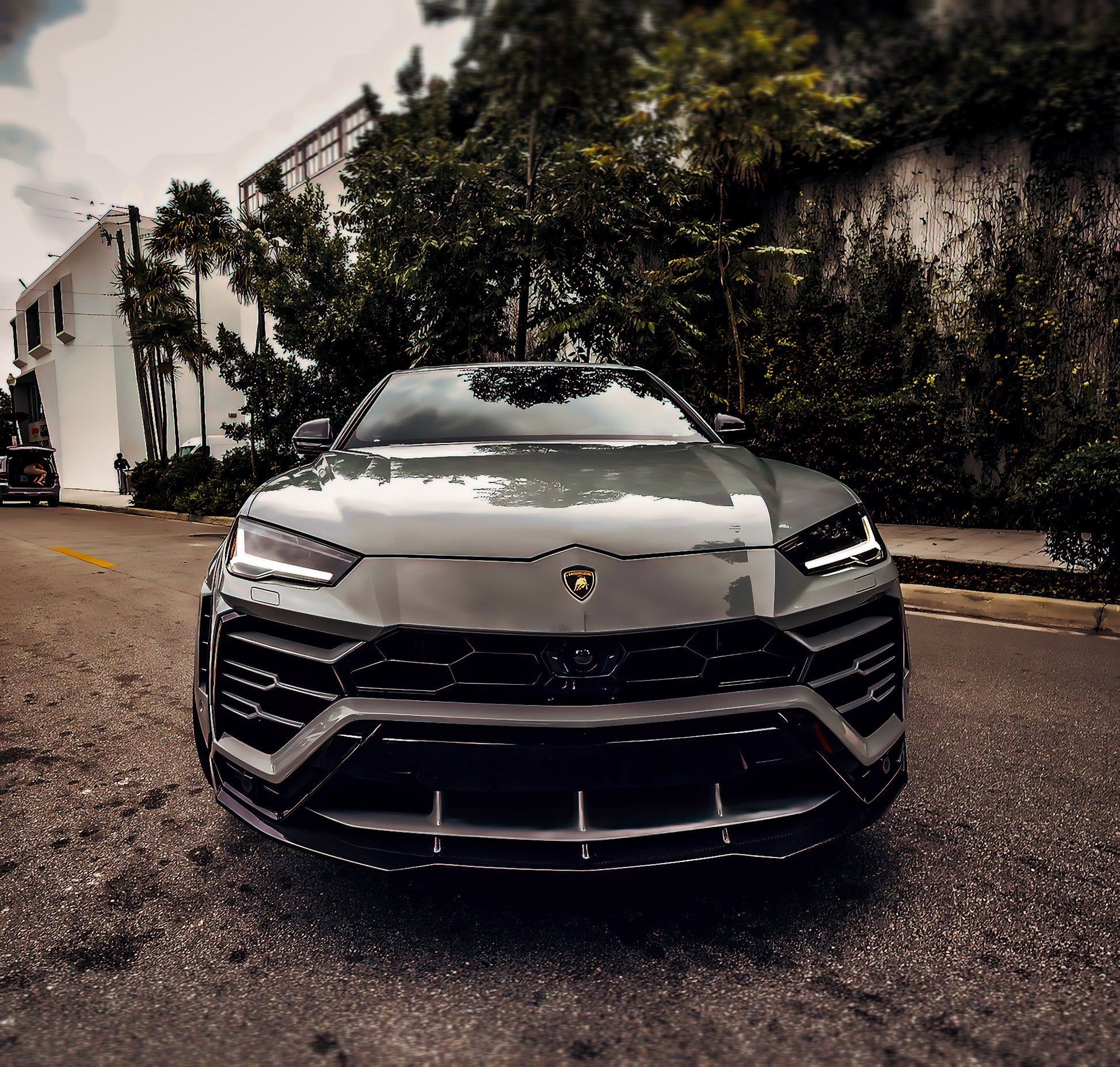 Lamborghini Urus Widebody Rental 