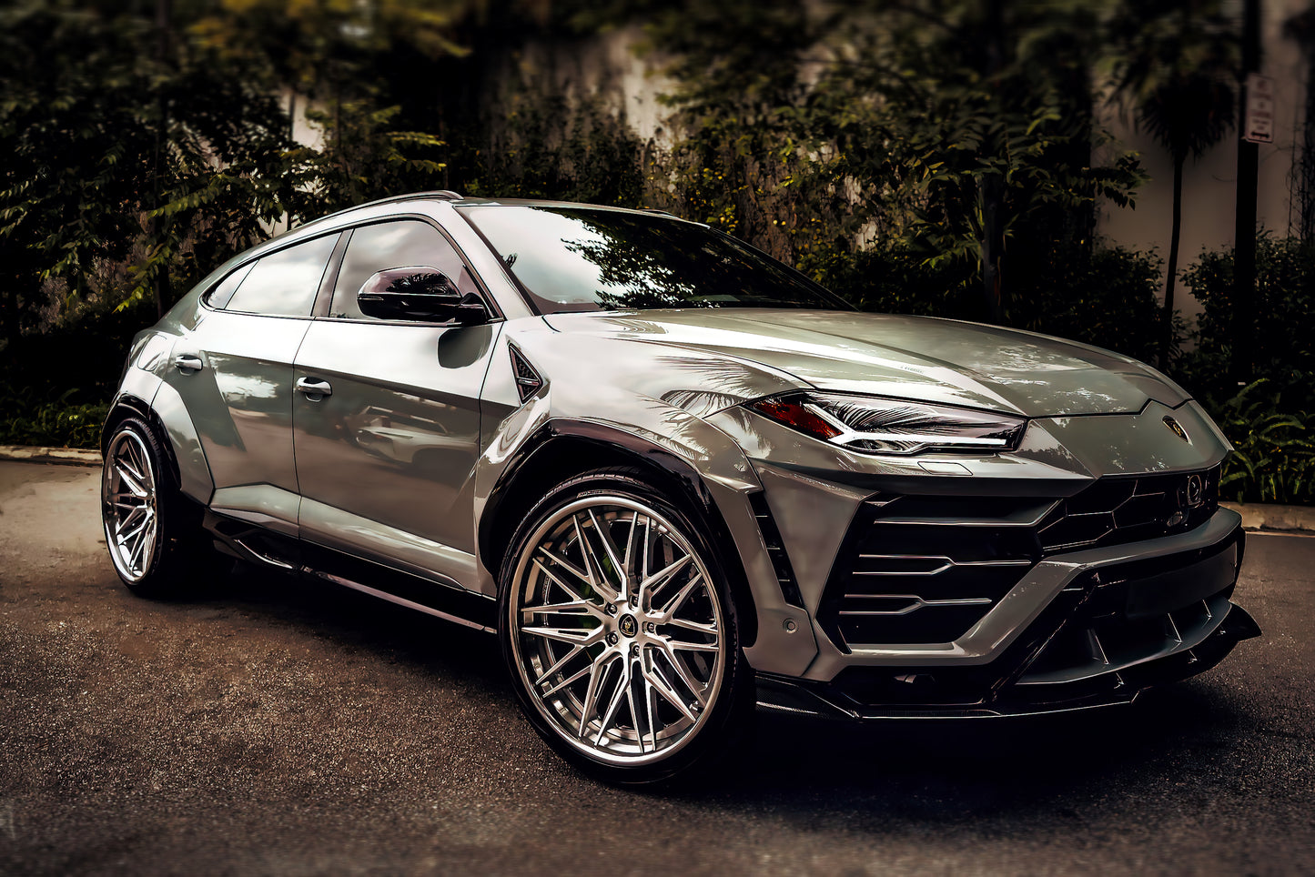 Lamborghini Urus Widebody Rental 