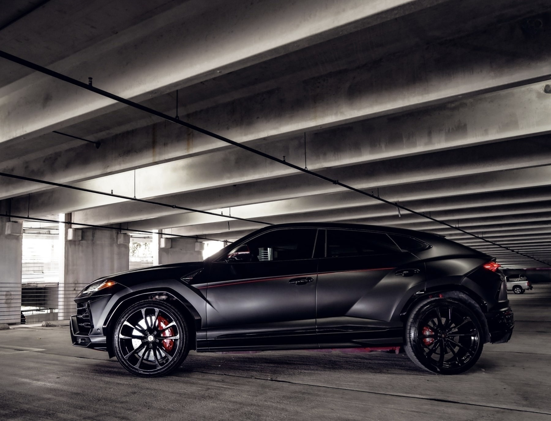 Lamborghini Urus Widebody Rental