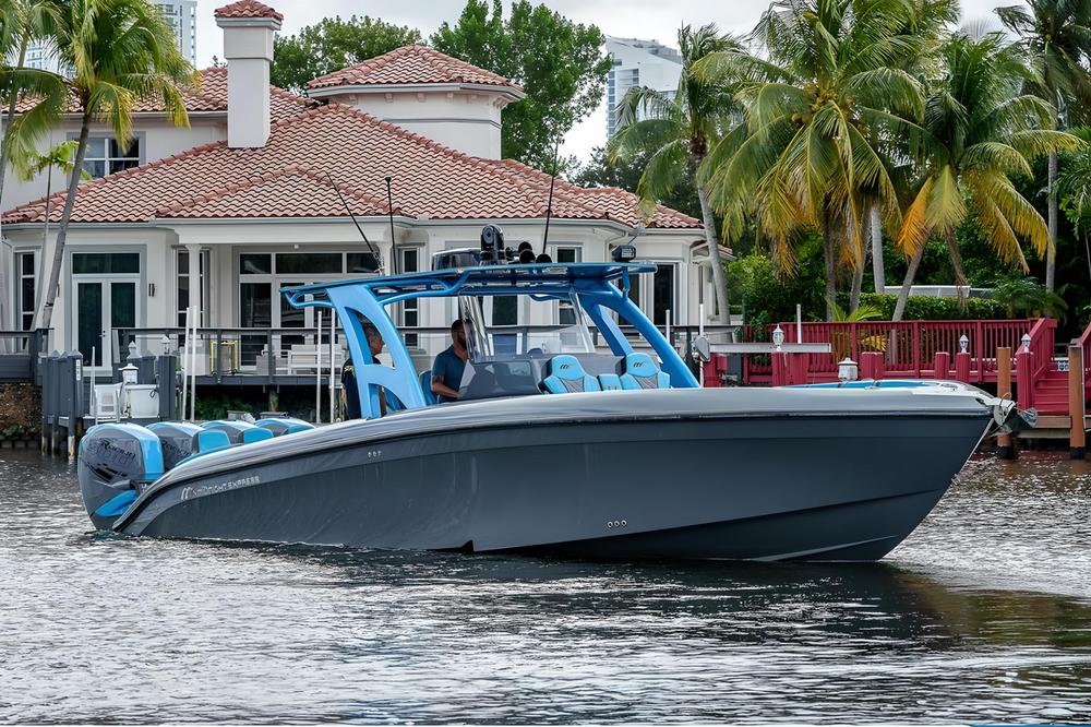 37' Midnight Express