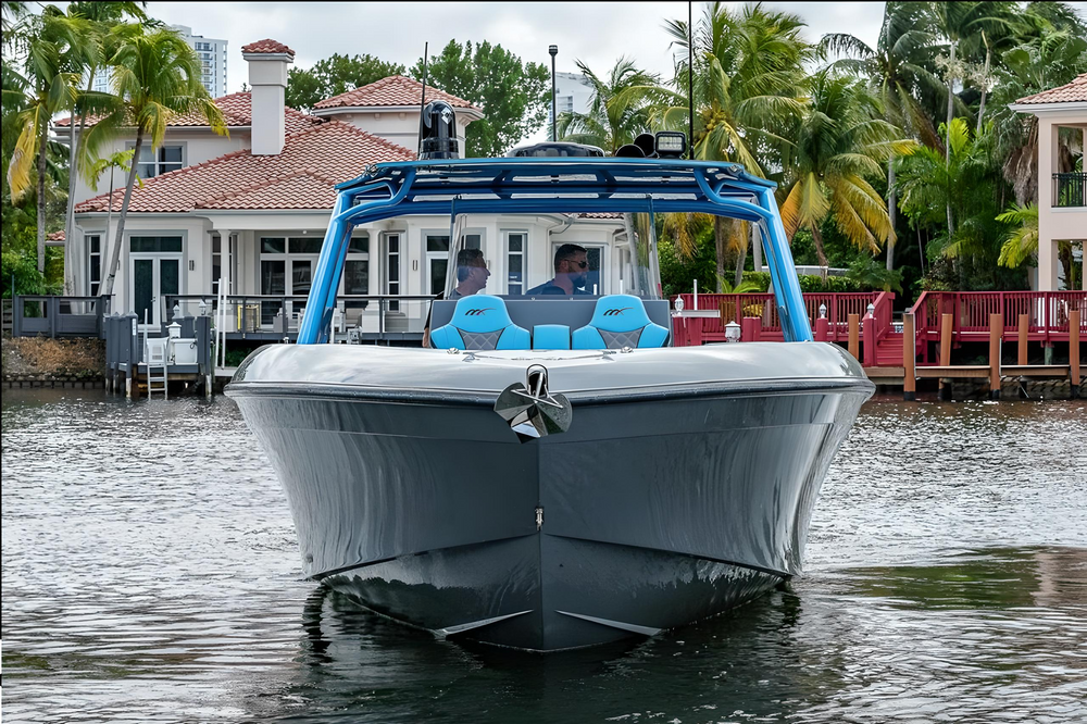 37' Midnight Express